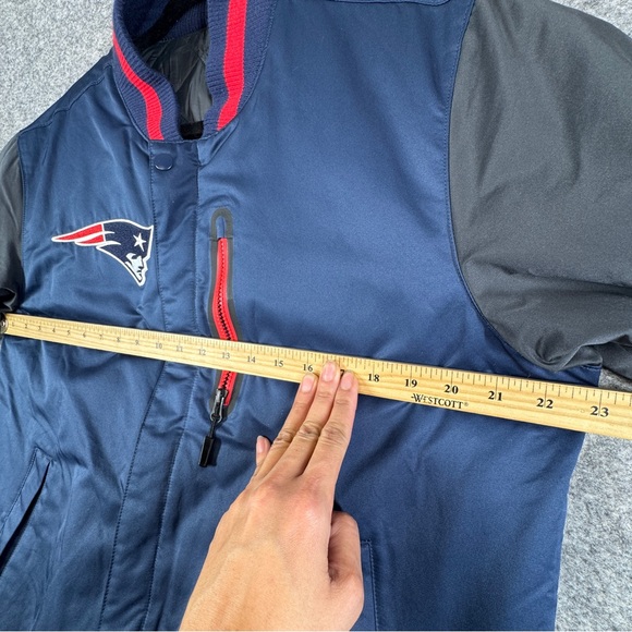 Nike NFL New England Patriots Reversible Bomber Jacket Blue Gray Size M - Picture 8 of 15